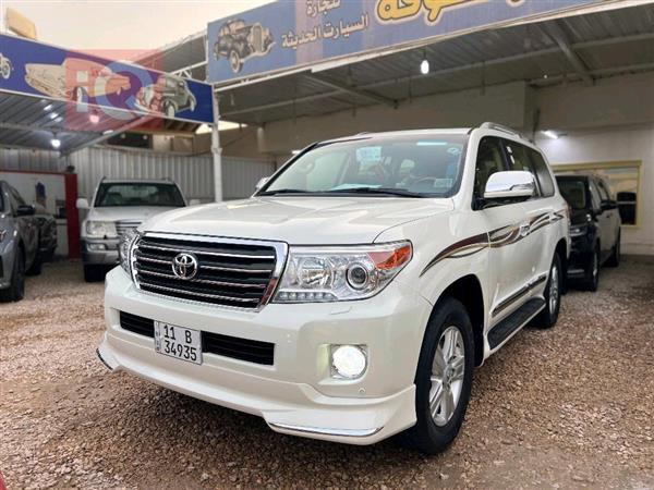 تويوتا لاندكروزر 2013 للبيع في العراق - النجف